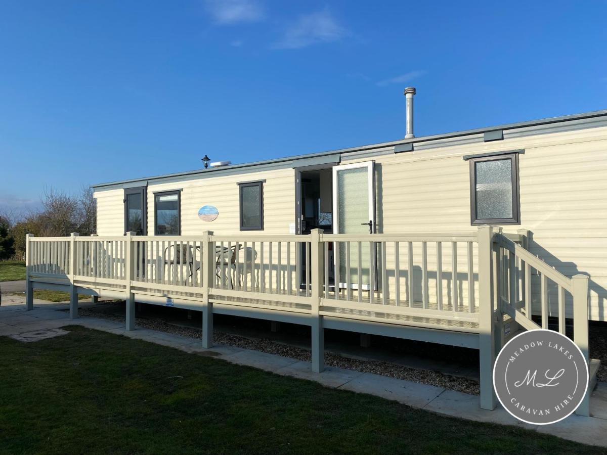 Meadow Lakes 22 - Golden Palm, Pet Friendly, Wifi, Bed Linen - Meadow Lakes Caravan & Lodge Hire سكيغنيس المظهر الخارجي الصورة